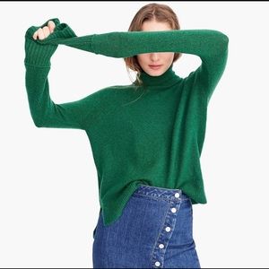 J. Crew | Super Soft Turtleneck | Green | M | EUC